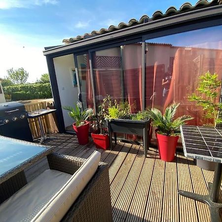 Charmante Maison Avec Exterieur A Deux Pas Des Remparts 艾格-莫尔特 外观 照片