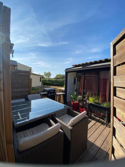 Charmante Maison Avec Exterieur A Deux Pas Des Remparts 艾格-莫尔特 外观 照片